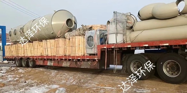 达泽环保粪便污水处理爱体育官方网站部件到达项目地点 达泽环保粪便污水处理爱体育官方网站部件到达项目地点